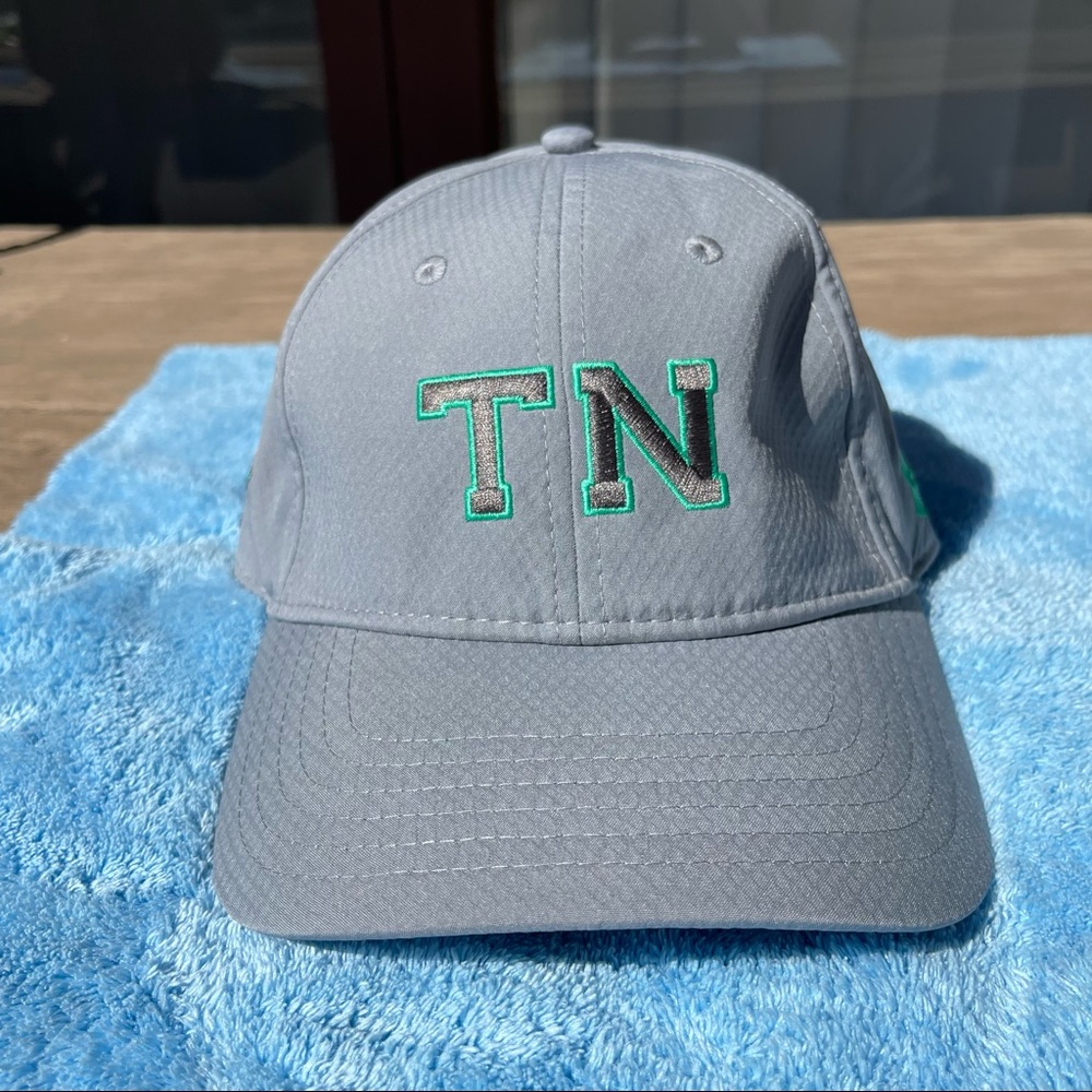 🎉HP🎉 BNWOT Troon North Golf Club Hat